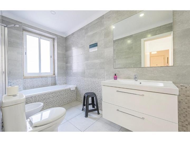 Houze_4 Flat In Near Zoo Apartment Lisbon